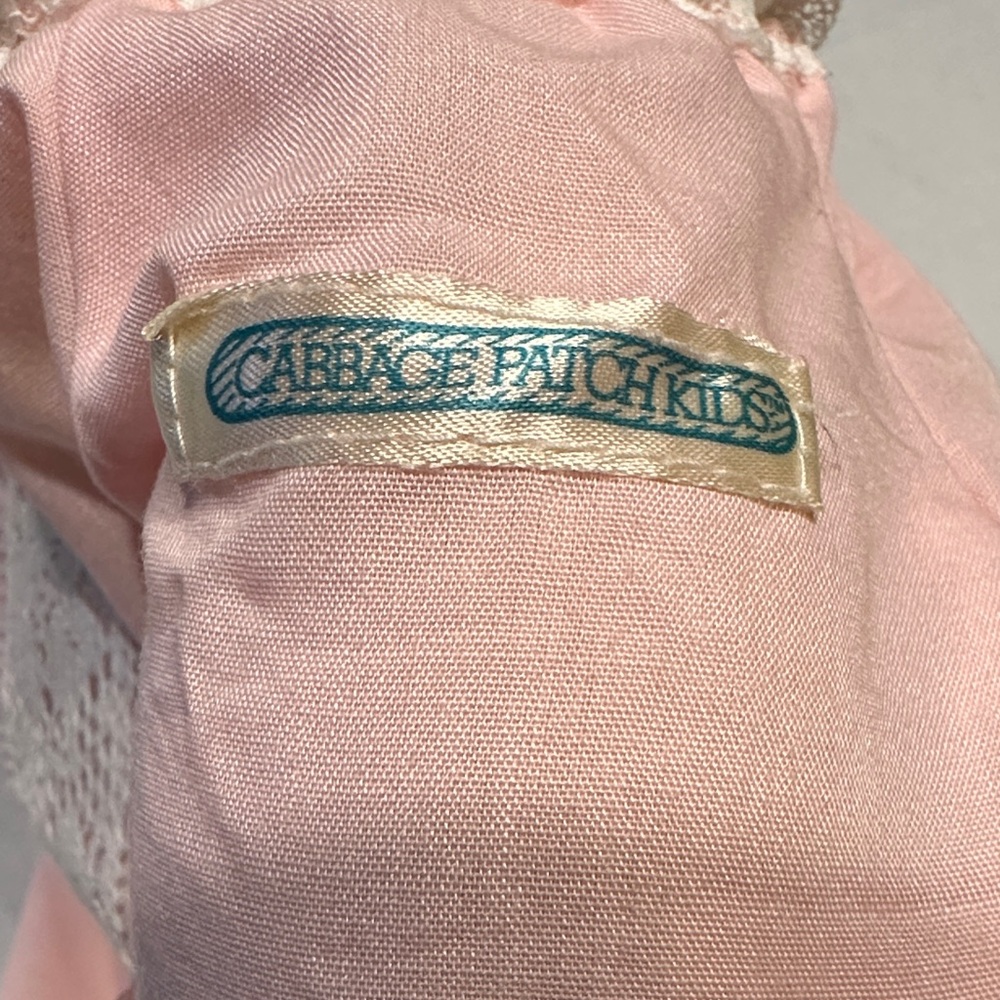 1984 Vintage Cabbage Patch Premie Doll with Original Gown - Picture 3 of 9